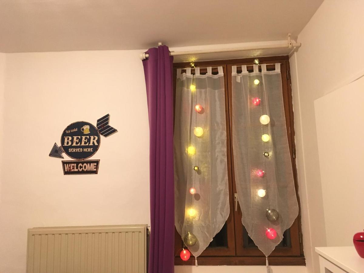 L Auberge Du Lion D Or Nanteuil-sur-Marne Dış mekan fotoğraf