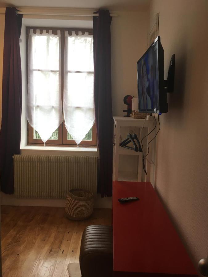 L Auberge Du Lion D Or Nanteuil-sur-Marne Dış mekan fotoğraf